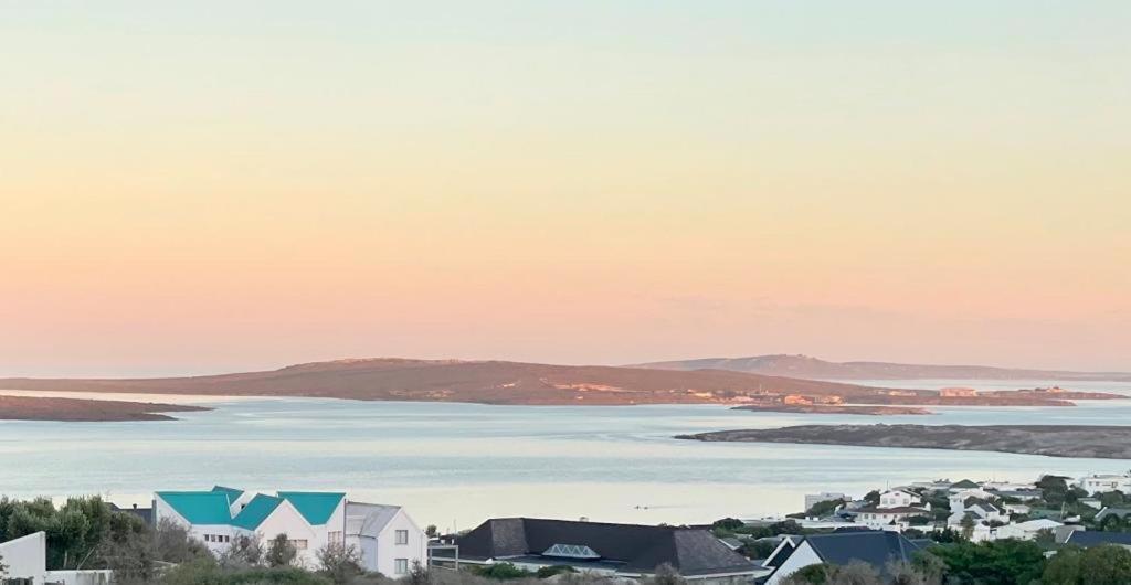Views At 69 B&B Langebaan Bagian luar foto